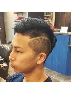 フェードカット おしゃれ坊主 のお勧めヘアスタイル セルフカットも解説 メンズ髪型log