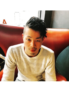 震災刈り パーマ10選 男らしい髪型を楽しもう 髪の毛log 震災刈り パーマ10選 男らしい髪型を楽しもう 髪の毛log